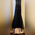 Elegant Black Lace Gown Size 2 Photo 5