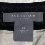 Ann Taylor Ladies' Petites Lined Pencil Skirt 0p Photo 4