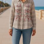 Johnny Was  Caelynn Button Back Embroidered Shirt Small Photo 13