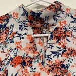 Paper Crane Women's  Floral White Blouse Size Large EUC #2299 Photo 3
