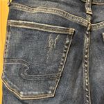 Silver Jeans Co. Avery Slim curvy fit jeans women’s size 27 Photo 4