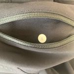 Lululemon  black Capri yoga pants size 6‎ Photo 2