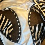 Kenneth Cole  Reaction Flirty Striped Swim Bottom. Blk & W  XL. EUC Photo 2