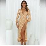 Hello Molly NEW Women's Day Affairs Midi Dress Gold Long Sleeves Size XL 10 Photo 1