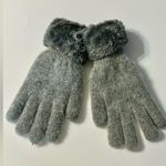 Fuzzy Grey Gloves with Snowflake Accents NWT Gray Photo 6