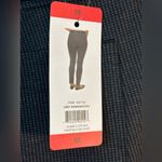 DKNY NWT  Jeans Women’s Houndstooth Ponte Stretch Tapered Pants Size M Photo 3