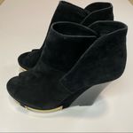 Vince Camuto Vince Camaro Wilian Open-toe Suede Bootie in Black Photo 4