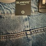 BLANK NYC Backup Dancer Jeans , a barrel leg denim jean . NWT. Size 28. Photo 4