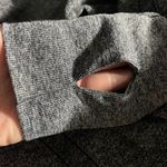 Under Armour  X-Small Threadborne Fitted Top Heat Gear Cowl Neck Gray Womens Photo 6