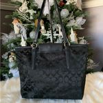 Coach **RARE**  WARD SIGNATURE TOTE BAG Photo 1