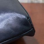 None UNBRANDED BLACK SHOULDER BAG OUTSIDE ZIPPERED POCKET OUTSIDE LATCHED POC… Photo 6