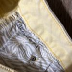 Chico's Yellow Women's Cropped Jeans EUC Photo 2