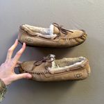 UGG  DAKOTA SUEDE MOCCASIN Slippers Photo 1