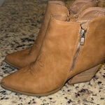 DV by Dolce Vita Tan Ankle Booties Size 7 Photo 0