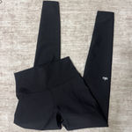 Alo Yoga Highwaist Airlift Leggings Photo 0