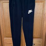 Nike Joggers / Sweatpants Photo 0