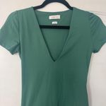 Aritzia  Babaton Contour V-Neck Shortsleeve Bodysuit  Photo 1