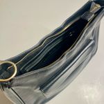 Chic Black Leather Shoulder Bag Photo 7