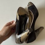 Marc Jacobs  Peep Toe Heels Black Suede Snake Print Size‎ 37 Photo 3