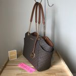 Michael Kors Purse & Wallet Photo 15