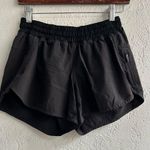 Lululemon Black Women's Shorts Photo 0