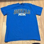Gildan Nwot University at Buffalo Mom blue 100% cotton t-shirt size medium nwo Photo 0