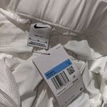 Nike NWT  Women's Dri-FIT Victory 5'' Golf Shorts MEDIUM WHITE Photo 6