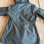 The North Face Youth Rain Coat Photo 1