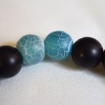 Source Unknown Health/Healing Black Matt Onyx Blue Cracked Agate Beaded 7" Stretch Bracelet Photo 1