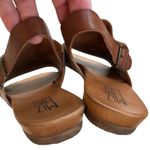 Miz Mooz EUC  Leather Abbey Sandals Dark Beige Size 10 Photo 5