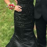 Elegant Black Prom Dress Size 0 Photo 3