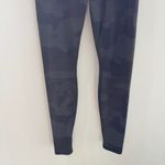 Alo Yoga  Camo Leggings Small Photo 3