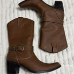 Faded Glory  Brown Western Buckle Heeled Boots Sz 8 Photo 0