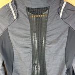 Lululemon  Run Nada Black Gray Lace Full Zip Size 6‎ Activewear Jacket Reflective Photo 6
