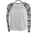 Aeropostale  Womens Sz XS Geo Raglan Graphic Long Sleeve White Lightweight Photo 3