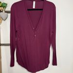 Athleta  Burgundy Long Sleeve V Neck Henley Sleep Top Womens Size Large Photo 2