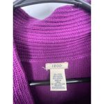 IZOD size M Vibrant Purple Cable Knit Sweater Photo 4