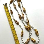 White and yellow swirl long beaded necklace Photo 5