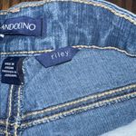 Bandolino  Blue Denim Shorts Riley style size 6 petite Photo 4
