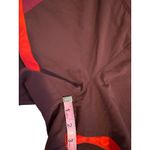 Athleta Colorblock Running Free Short 3.5" Women's Size Medium Burgundy Pocket Photo 4