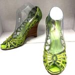 Steve Madden Y2K peep toe green reptile wedges Academia size 8.5 Photo 0