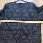 Athleta Black Puffer Jacket Brand new without tags Size L Photo 6