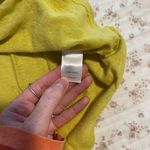 Yellow/Green linen Button Photo 2