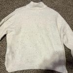 Jessica Simpson very cute turtleneck sweater  Photo 0