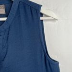 Chico's Chico’s Size 0 US S 4 Sleeveless Top Layered Hem Split V-Neck Crepe Shell Layer Photo 6