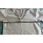 J. McLaughlin  100% linen V-neck embroidery top blouse white size 6 Photo 4