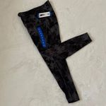 Danskin Ladies High Rise 7/8 Tie Dye Legging with Pockets, Large (12-14) Photo 4