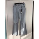EXPRESS NWT Flare Mid-Rise Ripped Jeans Size 6 | Boho Chic | Streetwear Photo 1