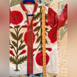 BOHO BOUTIQUE M Floral Red and White V Photo 8