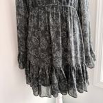 Likely  x Revolve Hanner Long Sleeve Floral Gray Dress Size 8 / Medium Boho Party Photo 5